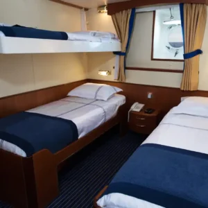 Cabina Tripla